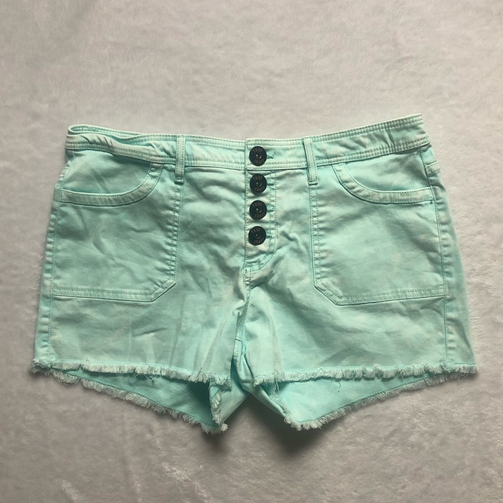 True Craft 3” Robin’s Egg Denim Shorts
